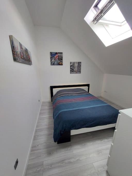 Maison Calme Proche De La Cite Des Loisirs *